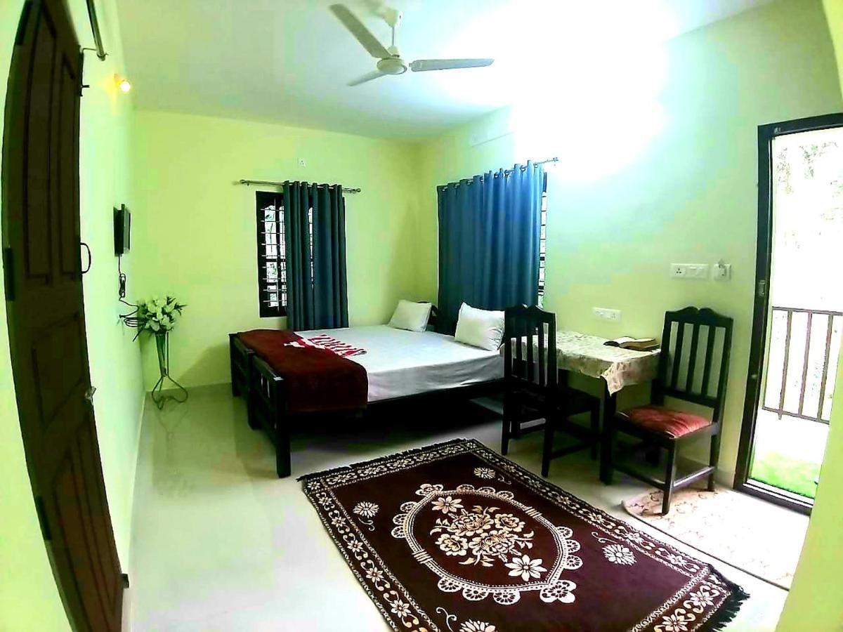 Dean Dale Cottages Thekkady Værelse billede